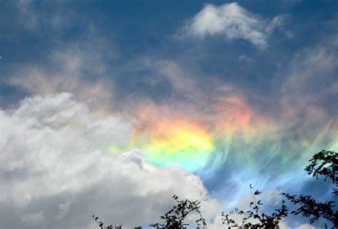 White Wolf : 'Fire rainbow' spotted over south Florida