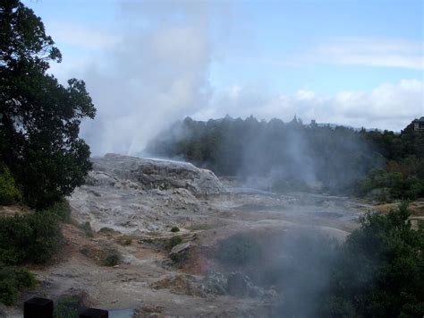 Whakarewarewa Thermal Village - A Rotorua Icon