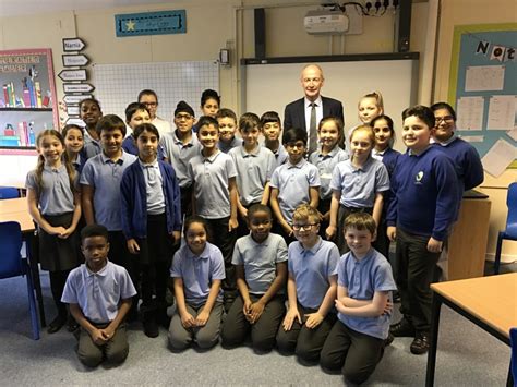 Year 5 Students from Grove Primary School grill Pat McFadden MP - Pat McFadden Labour MP for ...