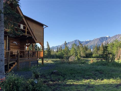 Mount Logan Lodge - Yukon Territory Information