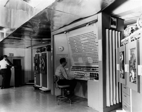 The last vacuum tube computer ever built (pic of BRLESC from 1962 ...