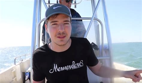 MrBeast wearing the epically made merch : r/Memeulous