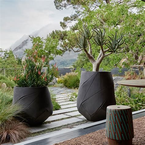 Extra Large Lightweight Outdoor Pots - Outdoor Lighting Ideas