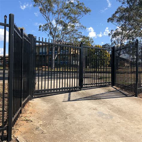 Double Swing Gate, Black Steel Driveway Gate - FENCE DEPOT