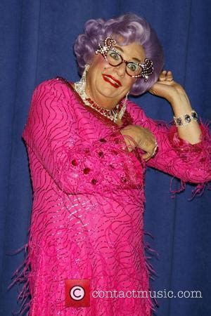 Dame Edna Everage Quotes | Contactmusic.com