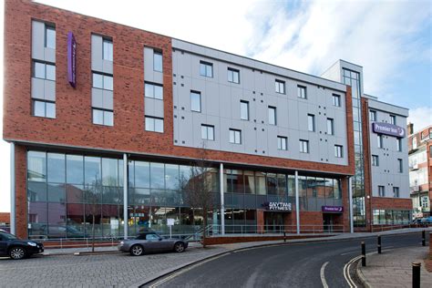 Premier Inn Exeter City Centre Hotel - Hotels in Exeter EX1 1SG - 192.com