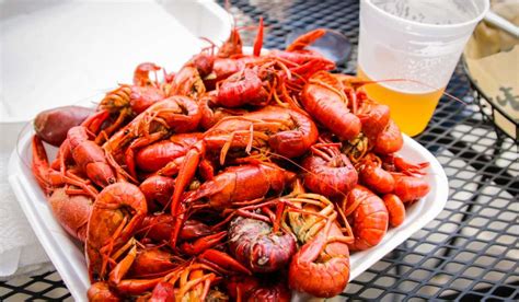 Best Place To Get Boiled Crawfish In New Orleans | Kids Matttroy