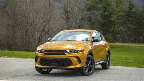 2023 Dodge Hornet GT & R/T First Drive Review: Bold Little SUV