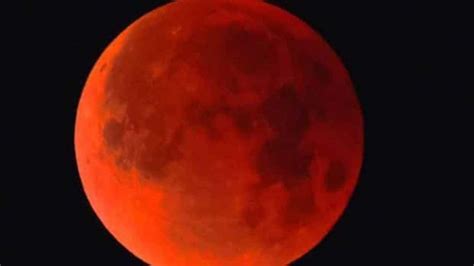 Lunar eclipse 2021: Rare Super Blood Moon to be seen on 26 May