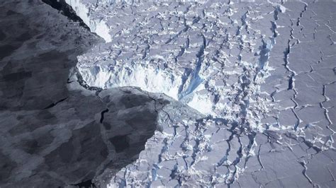 In Photos: NASA aerial images record West Antarctica melting ice - The Globe and Mail