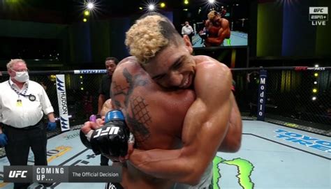 Pros react after Thiago Santos defeats Johnny Walker at UFC Vegas 38 | BJPenn.com