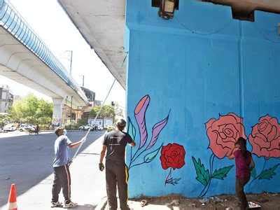 Delhi's Moolchand flyover gets an arty makeover | Delhi News - Times of India