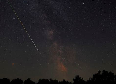 Good chance of seeing fireballs from Perseid meteor shower, here’s how - mlive.com