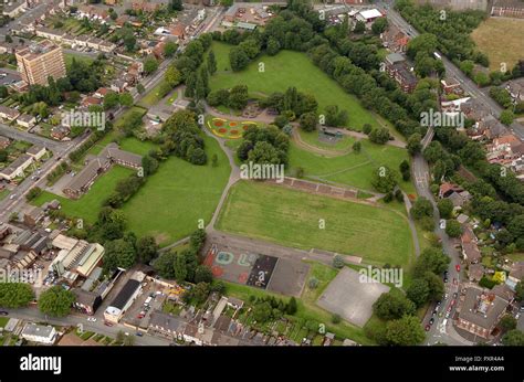 Aerial view bilston west midlands hi-res stock photography and images ...