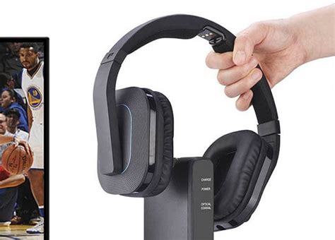 Avantree HT280: Loud Wireless TV Headphones for Seniors & Hearing Impaired - MashTips