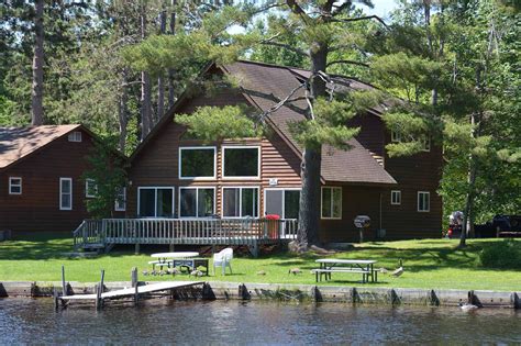 Cabin #11 at Treeland Resort "The Original". www.treelandresorts.com | Resort cabins, Cabins in ...