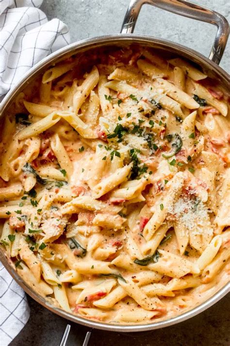 30-Minute Pasta with Tomato Cream Sauce - Little Broken