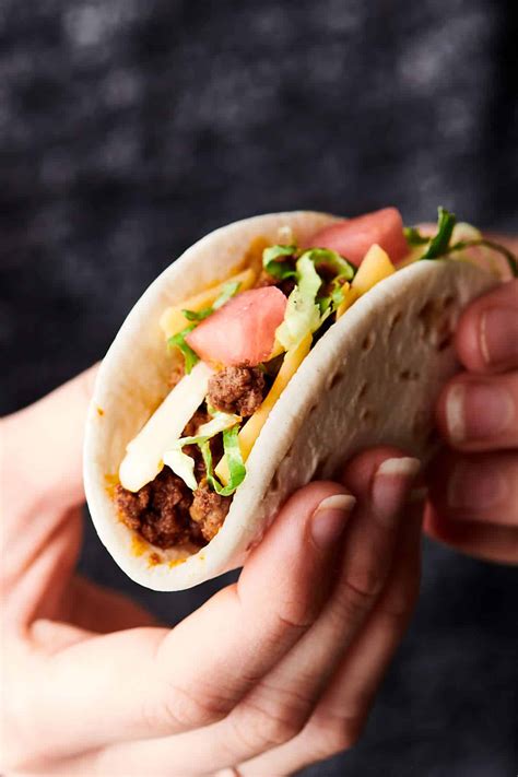 Easy Taco Recipe - with Ground Beef and Homemade Taco Seasoning!