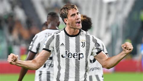 Vlahovic the only Juventus player among top ten Serie A goals contributors in 2022 | Juvefc.com