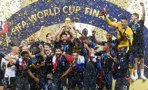 France World Cup 2018 homecoming LIVE: Watch the celebrations as new world champions get heroes ...