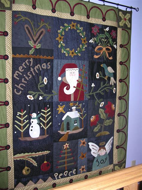 Wool applique | Wool quilts, Wool applique quilts, Christmas quilts