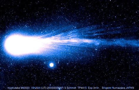 Comet Pictures - Photos & Images of Celestial Objects in Space