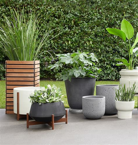 Dell All-Weather Planter | Small backyard landscaping, Small backyard, Small garden design