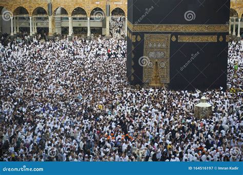 Hajj or umrah ritual editorial photography. Image of close - 164516197