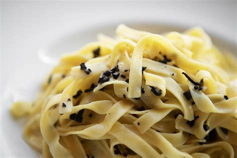 Tagliatelle al Tartufo: Pasta with Black Truffle Recipe | Eataly