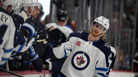 Winnipeg Jets: Kyle Connor having knee injury examined | CTV News