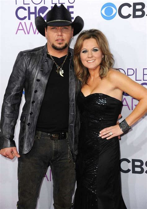 Country star Jason Aldean files for divorce