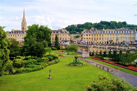 Your Travel Guide to Bath, United Kingdom | Bath england, Amazing ...