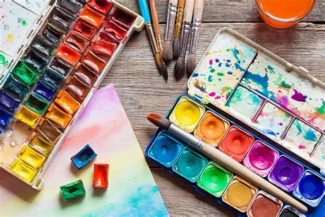 1,012,900+ Watercolor Painting Supplies Stock Photos, Pictures & Royalty-Free Images - iStock