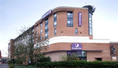 Solihull Town Centre Hotels | Book Cheap Hotels In Solihull | Premier Inn