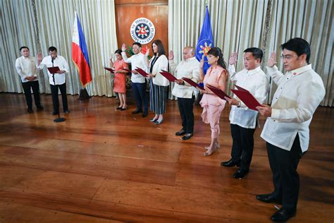 oathtaking ceremony | Photos | Philippine News Agency