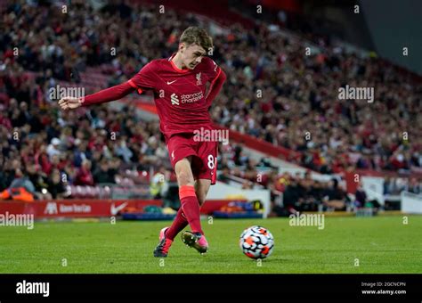 Conor bradley liverpool hi-res stock photography and images - Alamy