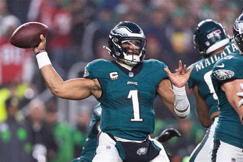 Eagles QB Jalen Hurts Is Embracing Kellen Moore’s Offense Despite '95% ...