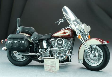 Franklin Mint Harley Davidson Heritage Softail Classic Motorcycle ...