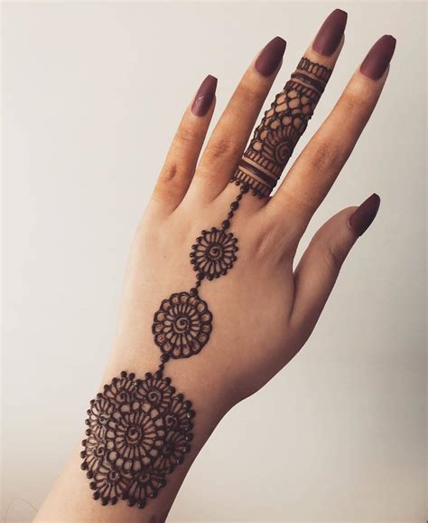 Beautiful Jewellery Mehndi Designs for Back Hand - K4 Fashion