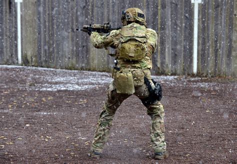 DVIDS - Images - U.S. Army Special Forces Weapons Training [Image 7 of 10]