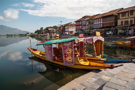 Things to do around Dal lake, Srinagar | SandeepaChetan's Travel Blog