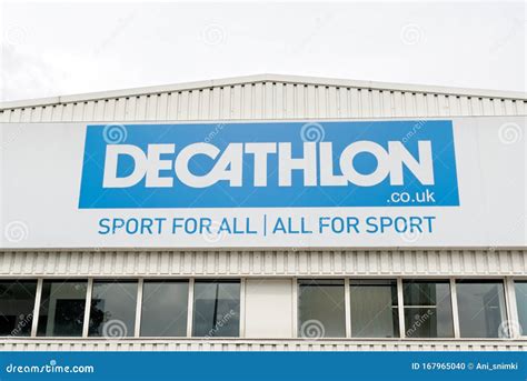 Decathlon Sports Gear Logo Sign in Sheffield, England Editorial Image - Image of brand, real ...