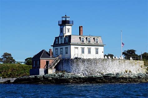 Exploring Rose Island Lighthouse in Newport, Rhode Island - New England