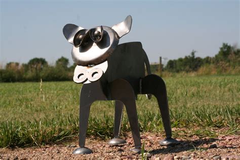 Metal Cow Sculpture | Metal cow, Cow art, Sculpture