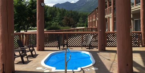 Amenities | Fernie Stanford Waterslide Resort – Hotels in BC