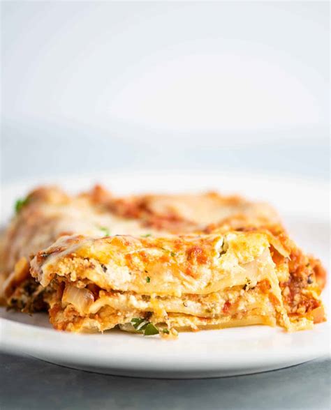 Classic Three Cheese Lasagna Recipe - Build Your Bite