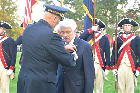 5 civilians honored by Army Chief of Staff | Article | The United ...