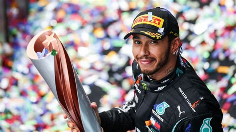 Lewis Hamilton continuará en Mercedes en 2021 | Fanat1cos