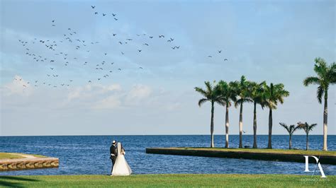 Jewish Wedding at Deering Estate Miami – Domino Arts Photography