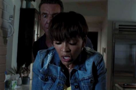 The Intruder trailer: Watch Dennis Quaid go psycho | EW.com